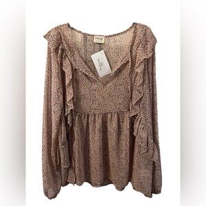 NWT- Women’s Peach Love California Sheer Long Sleeve Flowy Top in Size Large